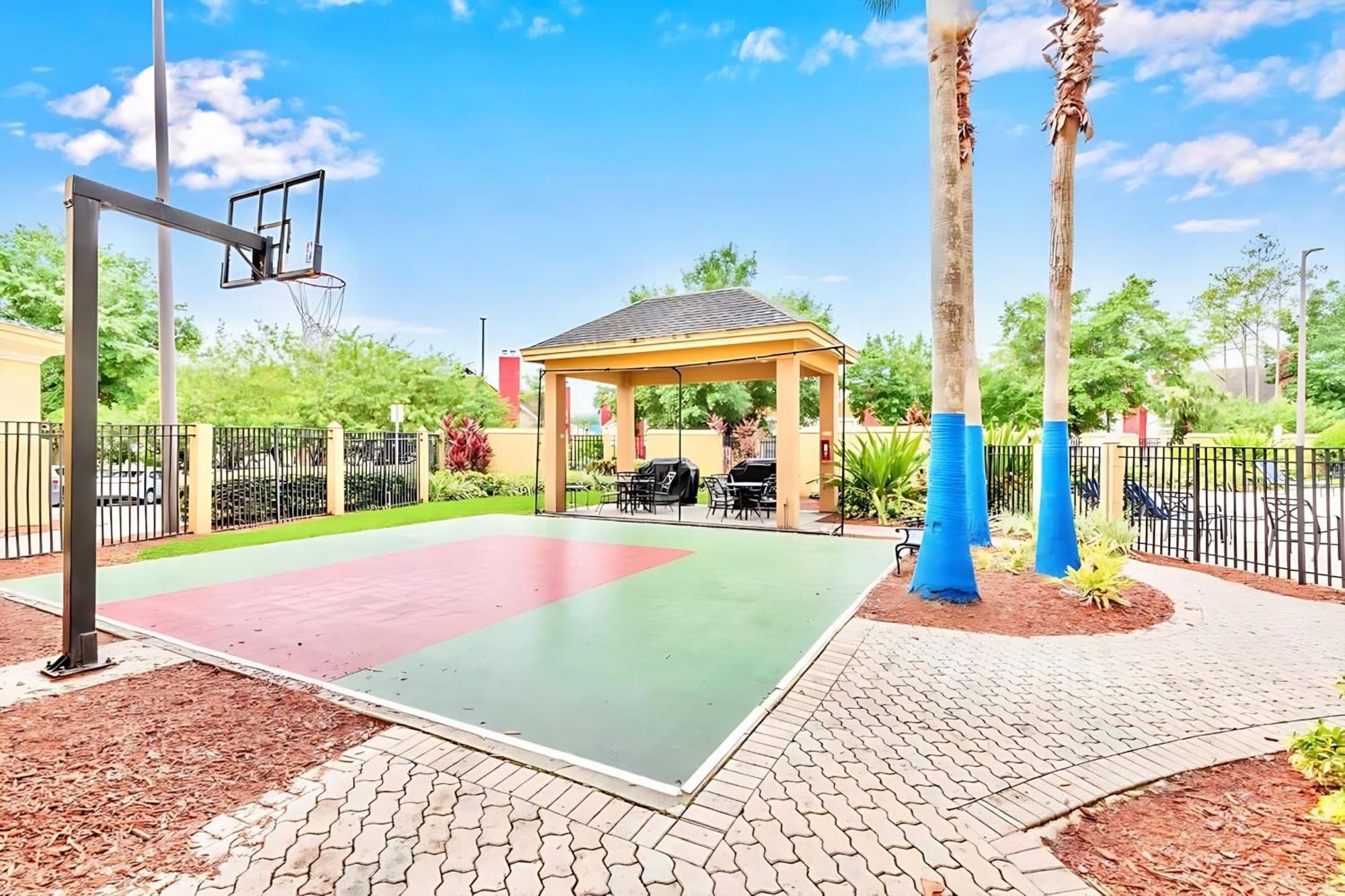 1Br Apartment Near Disney W Pool Hot Tub Arcade Orlando Exterior photo